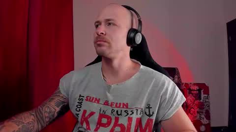 VI online show from October 3, 2025, 8:28 pm