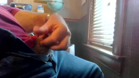 Snapshot of whydog chatting on December 16, 2025, 3:28 pm whydog online show from December 16, 2025, 3:28 pm