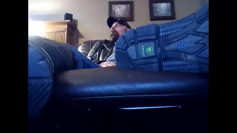 wibootdude online show from February 3, 2025, 7:52 pm