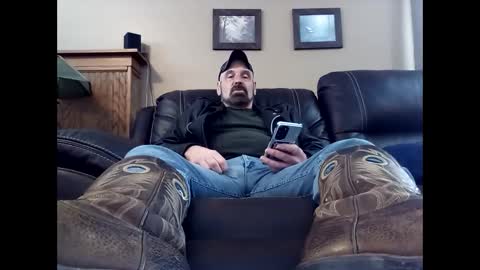 wibootdude online show from February 14, 2025, 8:05 pm