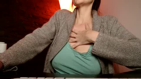 Snapshot of wickedtease chatting on December 3, 2024, 10:07 pm Ms Sultry online show from December 3, 2024, 10:07 pm