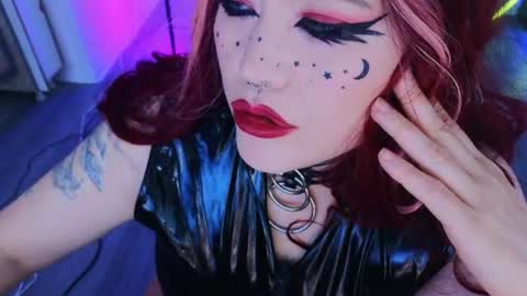 Snapshot of wickedxqueen chatting on June 15, 2026, 8:49 am Laura online show from June 15, 2026, 8:49 am