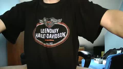 Snapshot of wickes71 chatting on October 4, 2025, 6:22 am Tommy online show from October 4, 2025, 6:22 am