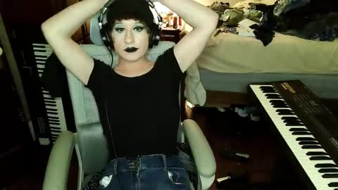 Countess of Hotdogs online show from November 20, 2025, 5:51 am