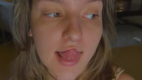 VI online show from December 18, 2025, 12:22 pm