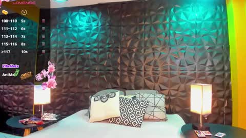 sussy online show from December 16, 2024, 12:38 pm