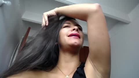 Ilauren online show from March 21, 2026, 1:26 pm