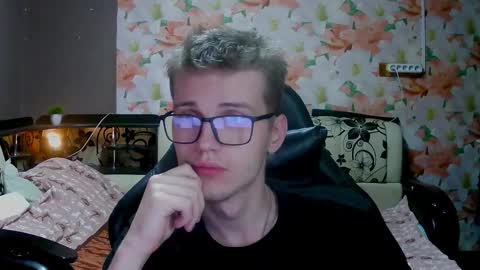 wiiinkyyy online show from October 27, 2025, 3:49 pm