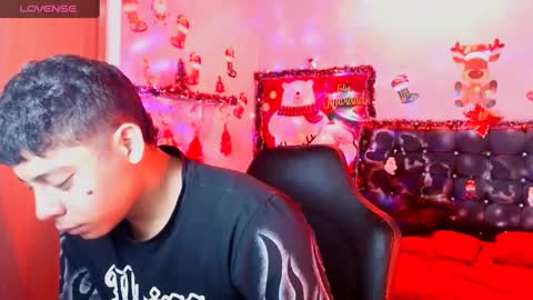 Snapshot of wiilliam_20 chatting on December 9, 2024, 6:57 pm wiilliam online show from December 9, 2024, 6:57 pm