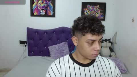 wiilliam online show from April 21, 2026, 2:23 pm