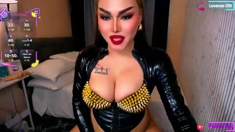 Snapshot of wild_bunnyts chatting on September 28, 2025, 5:29 pm wild_bunnyts online show from September 28, 2025, 5:29 pm