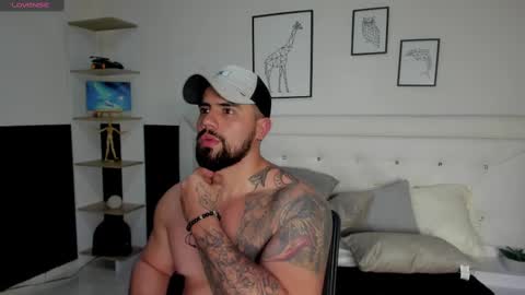 Snapshot of wild_couplesex1 chatting on March 5, 2025, 5:07 am Devon and Chloe online show from March 5, 2025, 5:07 am