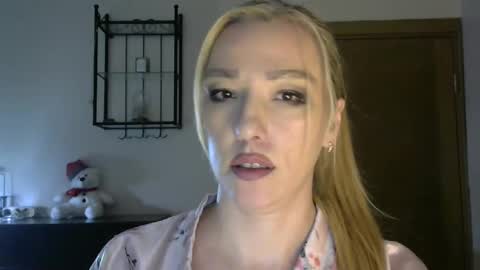 Alina online show from February 8, 2025, 2:27 pm