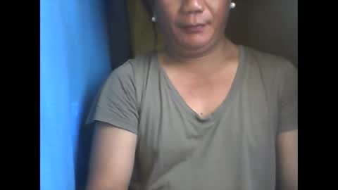 wild_sunflower11 online show from October 11, 2025, 11:14 pm