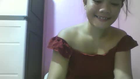 wildchilly_pearl19 online show from November 9, 2025, 10:24 am