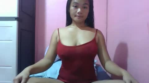 wildchilly_pearl19 online show from January 6, 2026, 3:21 am
