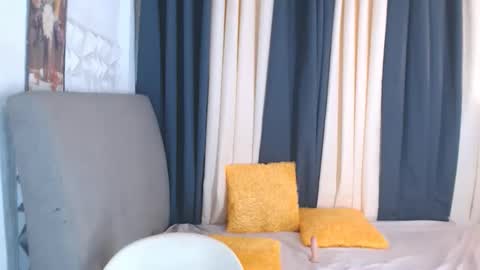 Snapshot of wildhot_pauleen4uxxx chatting on January 17, 2026, 12:43 pm pauleen online show from January 17, 2026, 12:43 pm