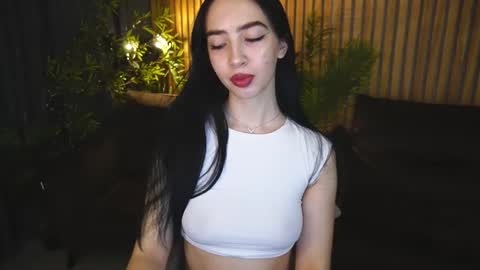 Alena online show from November 4, 2025, 6:45 am