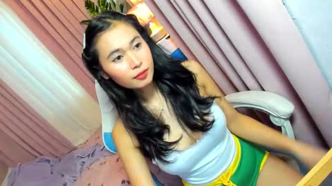 CHRISTINE online show from November 16, 2025, 7:47 am