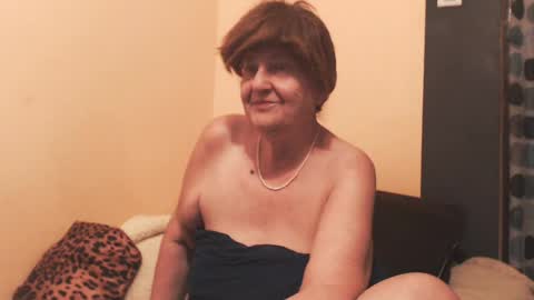 Snapshot of wildredcat chatting on June 20, 2026, 7:05 pm WildRedCat online show from June 20, 2026, 7:05 pm