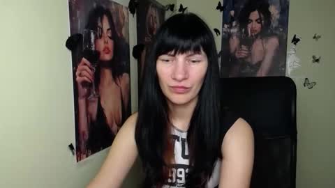 Rosalinda online show from April 14, 2026, 6:25 pm