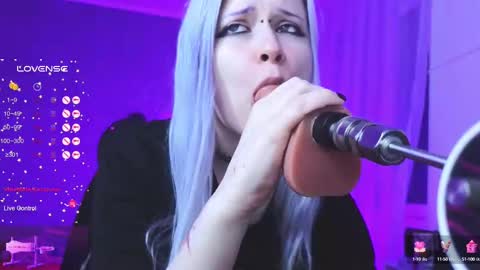 Snapshot of will_vand0m chatting on February 19, 2025, 4:22 pm Your virtual girlfriend online show from February 19, 2025, 4:22 pm