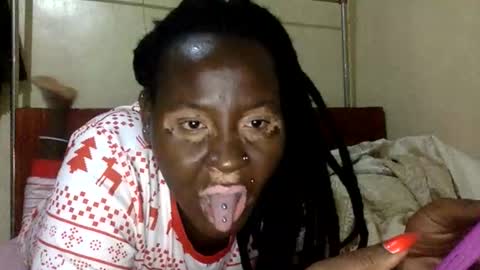 Snapshot of willa_sara chatting on February 24, 2026, 10:41 pm Willa Sara online show from February 24, 2026, 10:41 pm