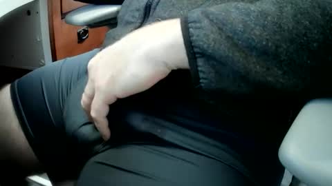 Snapshot of willecumtoday chatting on December 4, 2025, 1:31 pm Will online show from December 4, 2025, 1:31 pm