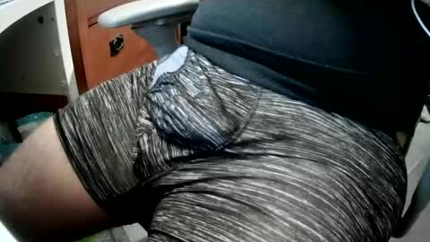 Snapshot of willecumtoday chatting on February 21, 2026, 4:35 am Will online show from February 21, 2026, 4:35 am