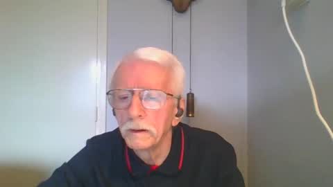 Snapshot of willem77779 chatting on December 19, 2025, 1:51 pm willem77779 online show from December 19, 2025, 1:51 pm