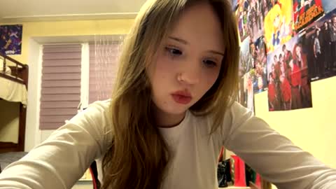 Olivia online show from February 8, 2026, 6:00 pm