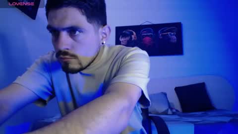 Snapshot of william_steel_ chatting on June 27, 2026, 11:15 am William Steel online show from June 27, 2026, 11:15 am