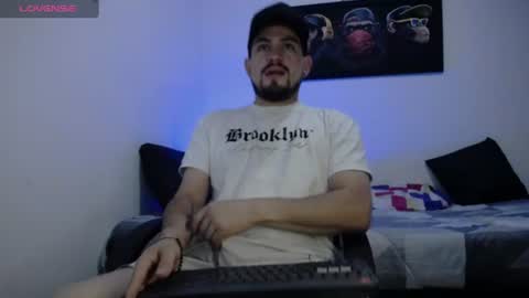 Snapshot of william_steel_ chatting on June 28, 2026, 2:56 pm William Steel online show from June 28, 2026, 2:56 pm