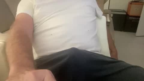 Snapshot of willieb777 chatting on November 8, 2025, 11:32 am willieb777 online show from November 8, 2025, 11:32 am