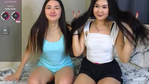 Lia and Gabby online show from January 7, 2026, 2:08 pm