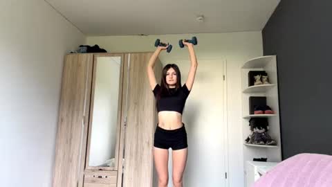 Mari online show from July 6, 2026, 7:38 am