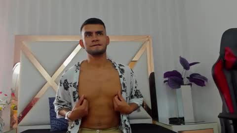 WillSainz online show from December 22, 2025, 8:06 pm