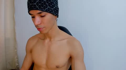 willy_veins online show from March 7, 2025, 2:12 pm