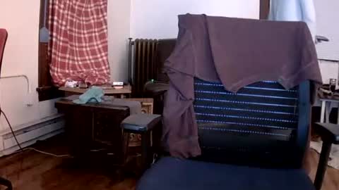 Snapshot of willydogg83 chatting on October 25, 2025, 12:40 am willydogg83 online show from October 25, 2025, 12:40 am