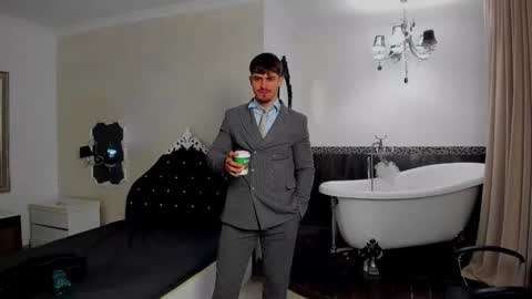 WilsonJules online show from November 20, 2025, 5:07 am