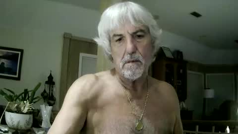 Gundja  Man online show from May 27, 2026, 8:33 am