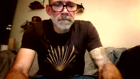 wingnutt765733 online show from February 20, 2026, 7:10 am