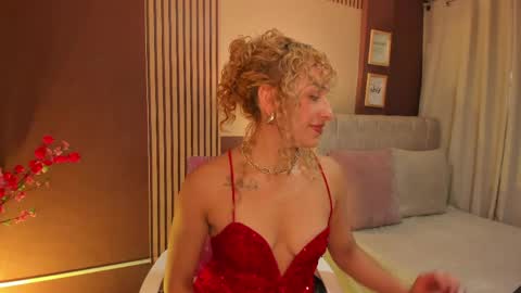 Snapshot of wini_fer chatting on April 8, 2026, 1:11 pm Wini Fer online show from April 8, 2026, 1:11 pm