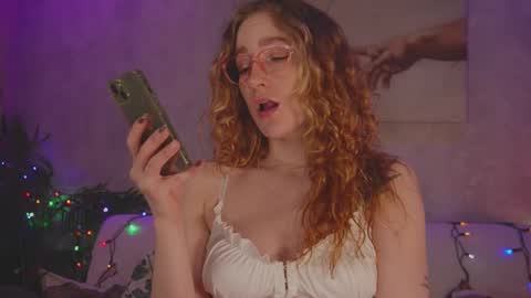 Snapshot of winky_dinky chatting on March 4, 2025, 8:49 pm Your little D online show from March 4, 2025, 8:49 pm