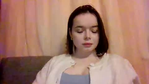 Emma  online show from December 27, 2024, 2:22 pm