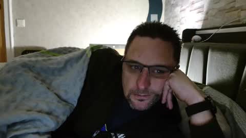 Dirty online show from November 8, 2025, 8:51 pm