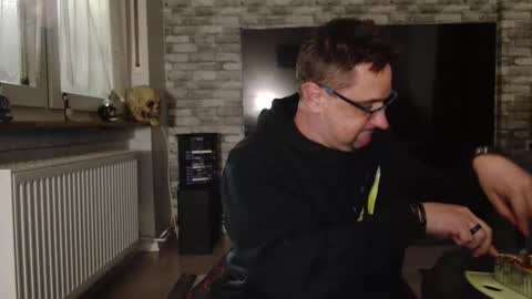 Dirty online show from November 10, 2025, 8:30 pm