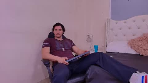 Wiston online show from March 17, 2026, 1:14 pm