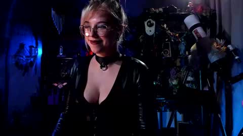 Goddess of two strapons  - Mr. long Don Mr. Pinky online show from February 24, 2025, 7:52 pm