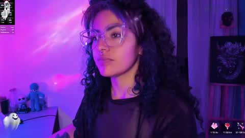     Luna Violeta  A r t i s t  online show from February 24, 2025, 1:57 am